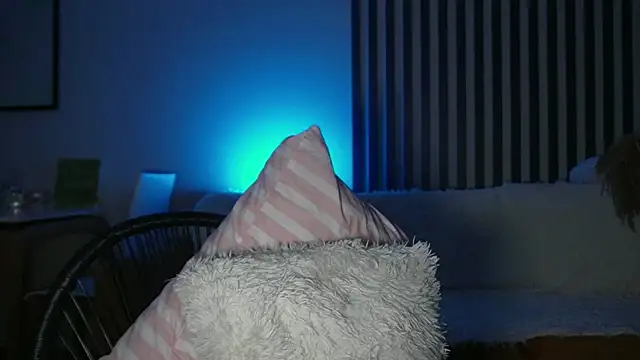 LoveCuteKitty online show from 25, 9, 2025