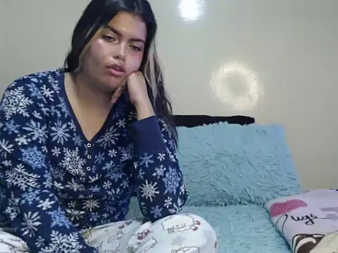 Snapshot of sweetkitty_16 chatting on 15, 4, 2026 sweetkitty 16 online show from 15, 4, 2026
