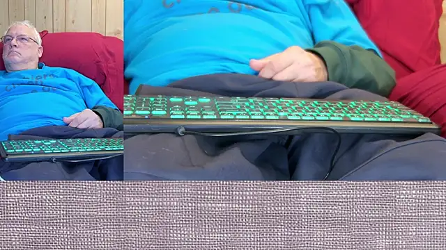 ButtCrackShowing-OOPS online show from 4, 3, 2026