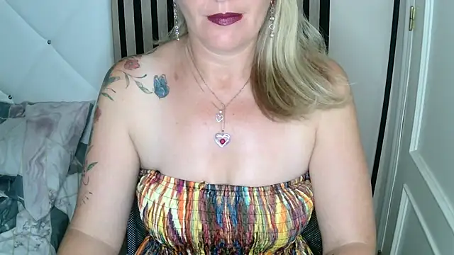 Snapshot of xxNoeliaxx chatting on 13, 7, 2026 xxNoeliaxx online show from 13, 7, 2026