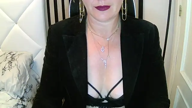 xxNoeliaxx online show from 15, 12, 2025