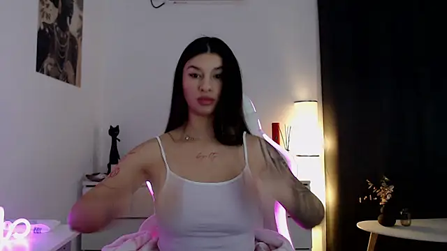 Snapshot of Simply_the_best chatting on 24, 11, 2025 Simply the best online show from 24, 11, 2025