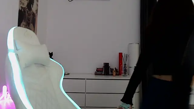 Snapshot of Simply_the_best chatting on 19, 11, 2025 Simply the best online show from 19, 11, 2025