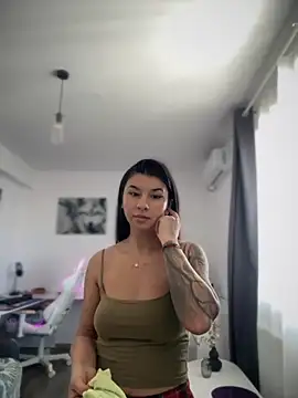 Snapshot of Simply_the_best chatting on 30, 10, 2025 Simply the best online show from 30, 10, 2025