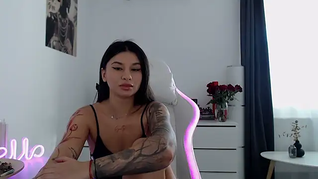 Snapshot of Simply_the_best chatting on 11, 10, 2025 Simply the best online show from 11, 10, 2025