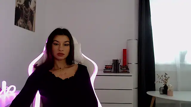 Snapshot of Simply_the_best chatting on 7, 10, 2025 Simply the best online show from 7, 10, 2025