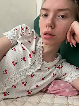 Snapshot of Lisaaa_Alisa chatting on 1, 6, 2026 Lisaaa Alisa online show from 1, 6, 2026
