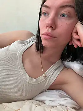 Lisaaa Alisa online show from 14, 4, 2026