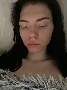 Lisaaa Alisa online show from 2, 3, 2025