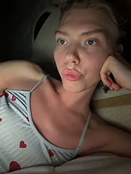 Snapshot of Lisaaa_Alisa chatting on 28, 6, 2026 Lisaaa Alisa online show from 28, 6, 2026