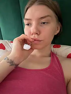 Snapshot of Lisaaa_Alisa chatting on 14, 6, 2026 Lisaaa Alisa online show from 14, 6, 2026