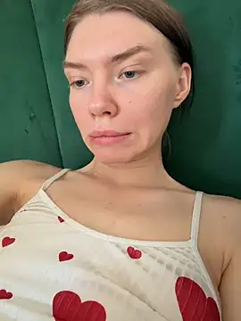 Snapshot of Lisaaa_Alisa chatting on 7, 6, 2026 Lisaaa Alisa online show from 7, 6, 2026