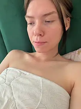 Snapshot of Lisaaa_Alisa chatting on 18, 6, 2026 Lisaaa Alisa online show from 18, 6, 2026