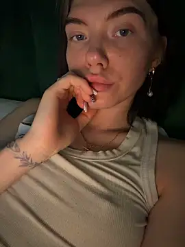 Lisaaa Alisa online show from 23, 3, 2026