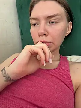 Snapshot of Lisaaa_Alisa chatting on 6, 6, 2026 Lisaaa Alisa online show from 6, 6, 2026