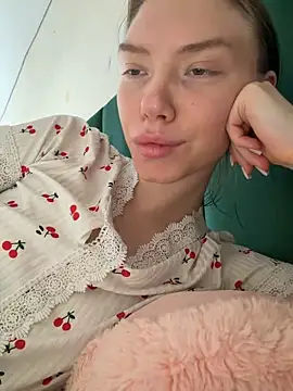 Snapshot of Lisaaa_Alisa chatting on 13, 6, 2026 Lisaaa Alisa online show from 13, 6, 2026