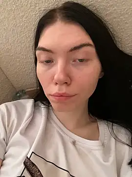Lisaaa Alisa online show from 4, 3, 2025