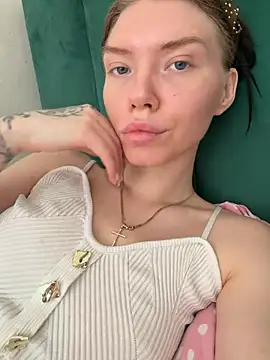 Snapshot of Lisaaa_Alisa chatting on 3, 6, 2026 Lisaaa Alisa online show from 3, 6, 2026
