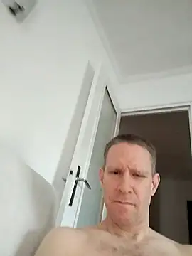 Snapshot of Blondinet92 chatting on 18, 12, 2025 Blondinet92 online show from 18, 12, 2025