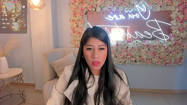 JessicaWilliams1 online show from 19, 10, 2025