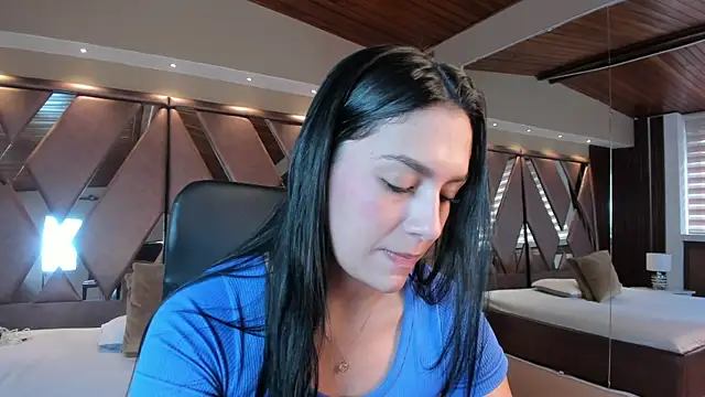 Snapshot of carina_rossi chatting on 29, 10, 2025 carina rossi online show from 29, 10, 2025