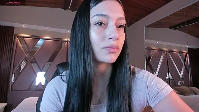 Snapshot of carina_rossi chatting on 24, 11, 2025 carina rossi online show from 24, 11, 2025