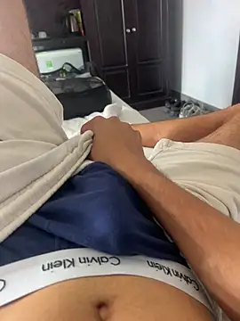 h0rnyguy001 online show from 15, 2, 2026