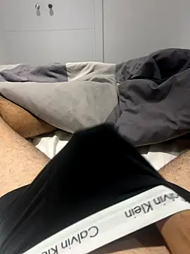 h0rnyguy001 online show from 3, 11, 2025