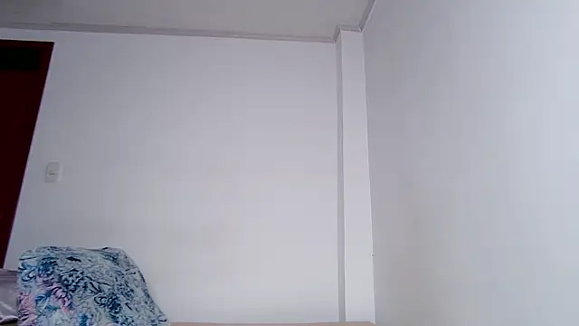 caarlywhitee online show from 1, 7, 2026