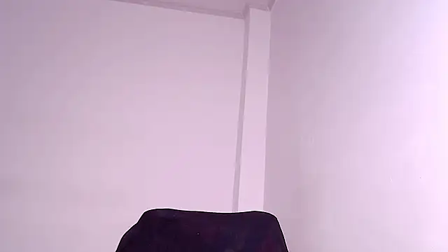 caarlywhitee online show from 14, 4, 2026