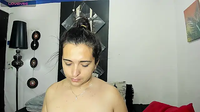 SARAMISHA online show from 3, 7, 2026