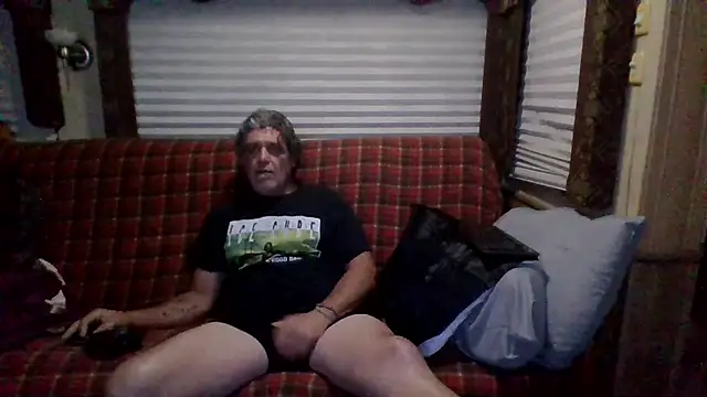 Snapshot of lateniter chatting on 17, 5, 2026 lateniter online show from 17, 5, 2026