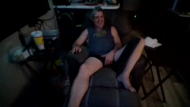 Snapshot of lateniter chatting on 1, 6, 2026 lateniter online show from 1, 6, 2026