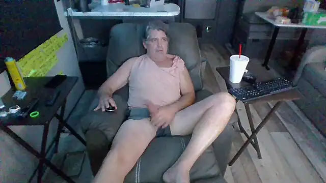 Snapshot of lateniter chatting on 29, 10, 2025 lateniter online show from 29, 10, 2025