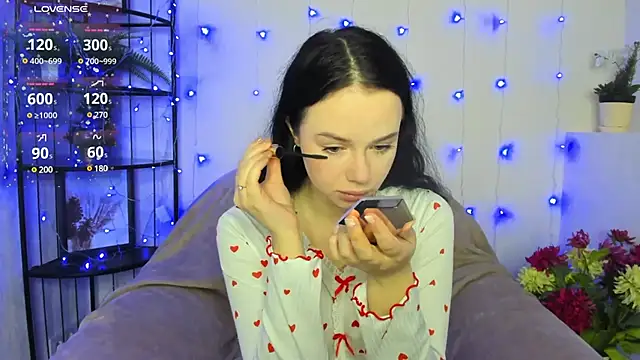 Lori  Hell online show from 14, 2, 2025