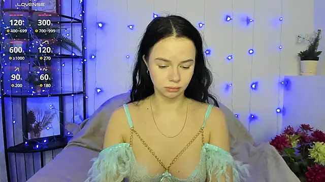 Lori  Hell online show from 11, 2, 2025
