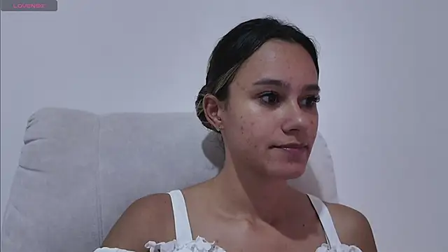 SamanthaWatson online show from 17, 4, 2026