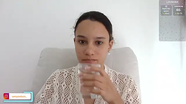 Snapshot of SamanthaWatson chatting on 4, 7, 2026 SamanthaWatson online show from 4, 7, 2026