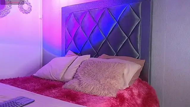 ashley brend online show from 16, 12, 2025