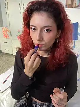 LiliJones  online show from 17, 2, 2025