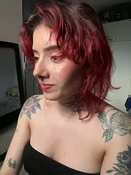 LiliJones  online show from 7, 2, 2025
