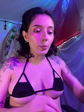 LiliJones  online show from 1, 6, 2026