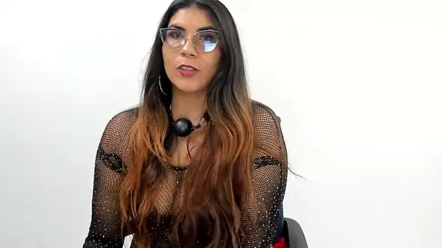 Luna Dumont online show from 13, 3, 2025