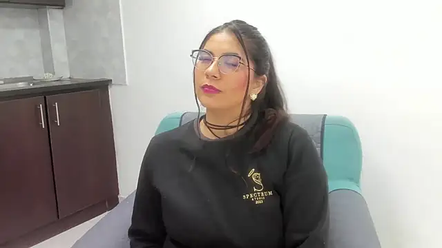 Luna Dumont online show from 20, 12, 2025