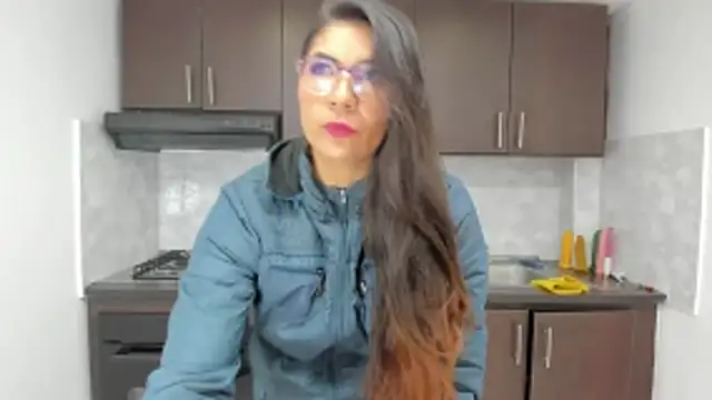 Luna Dumont online show from 19, 5, 2026