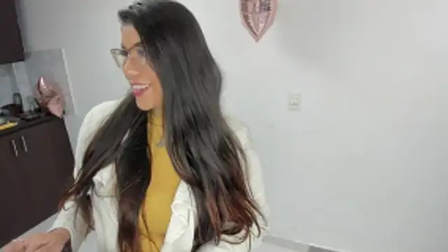 Luna Dumont online show from 8, 2, 2026