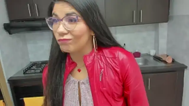 Luna Dumont online show from 7, 4, 2026