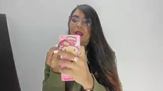 Luna Dumont online show from 17, 1, 2026