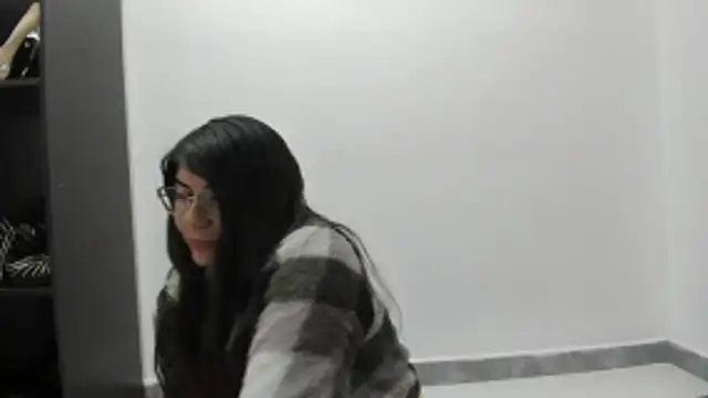 Luna Dumont online show from 11, 10, 2025