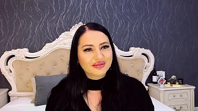 Lauren Saint online show from 17, 11, 2025